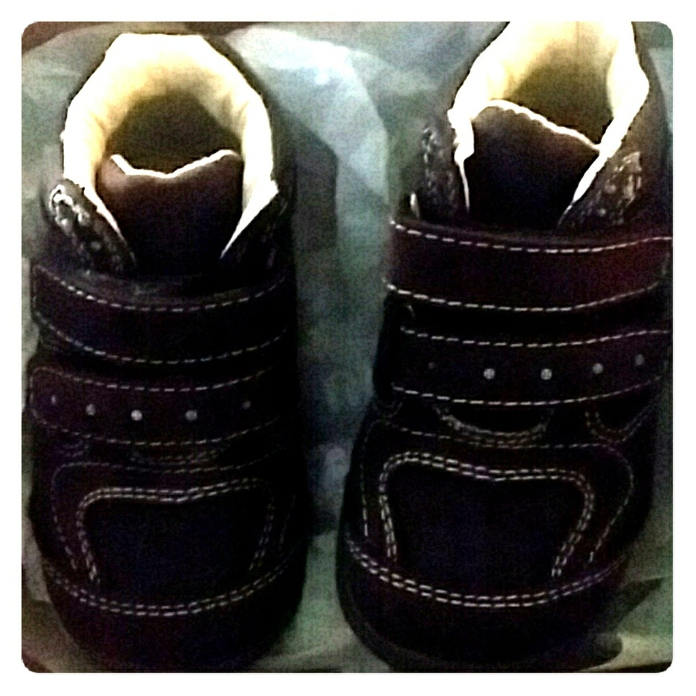Umi Pilot Toddler Shoes Sz 5